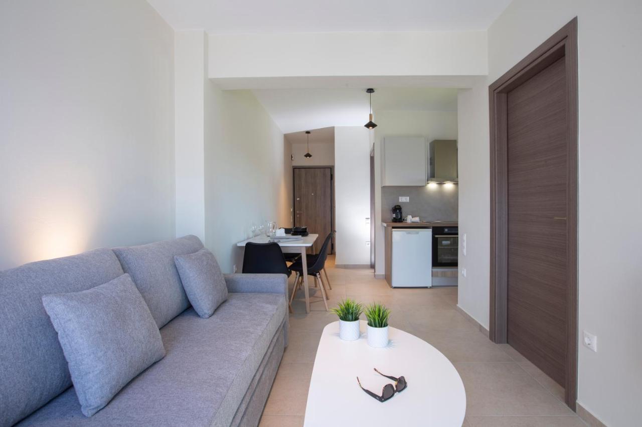 Amelie'S Luxe Apartments Kalligoni Eksteriør billede